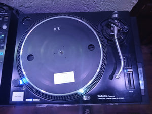 Tornamesa Technics SL-1200MK2 Negra (Usada) - Pintura Reacondicionada